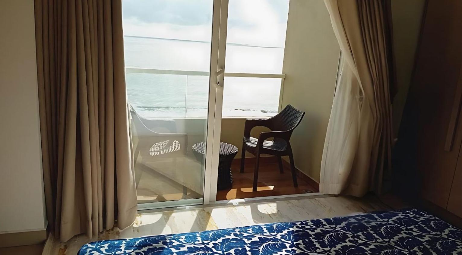 Negombo Ocean Breeze - Bliss On The Beach Luxury Apartments By Serendib Vacation Экстерьер фото