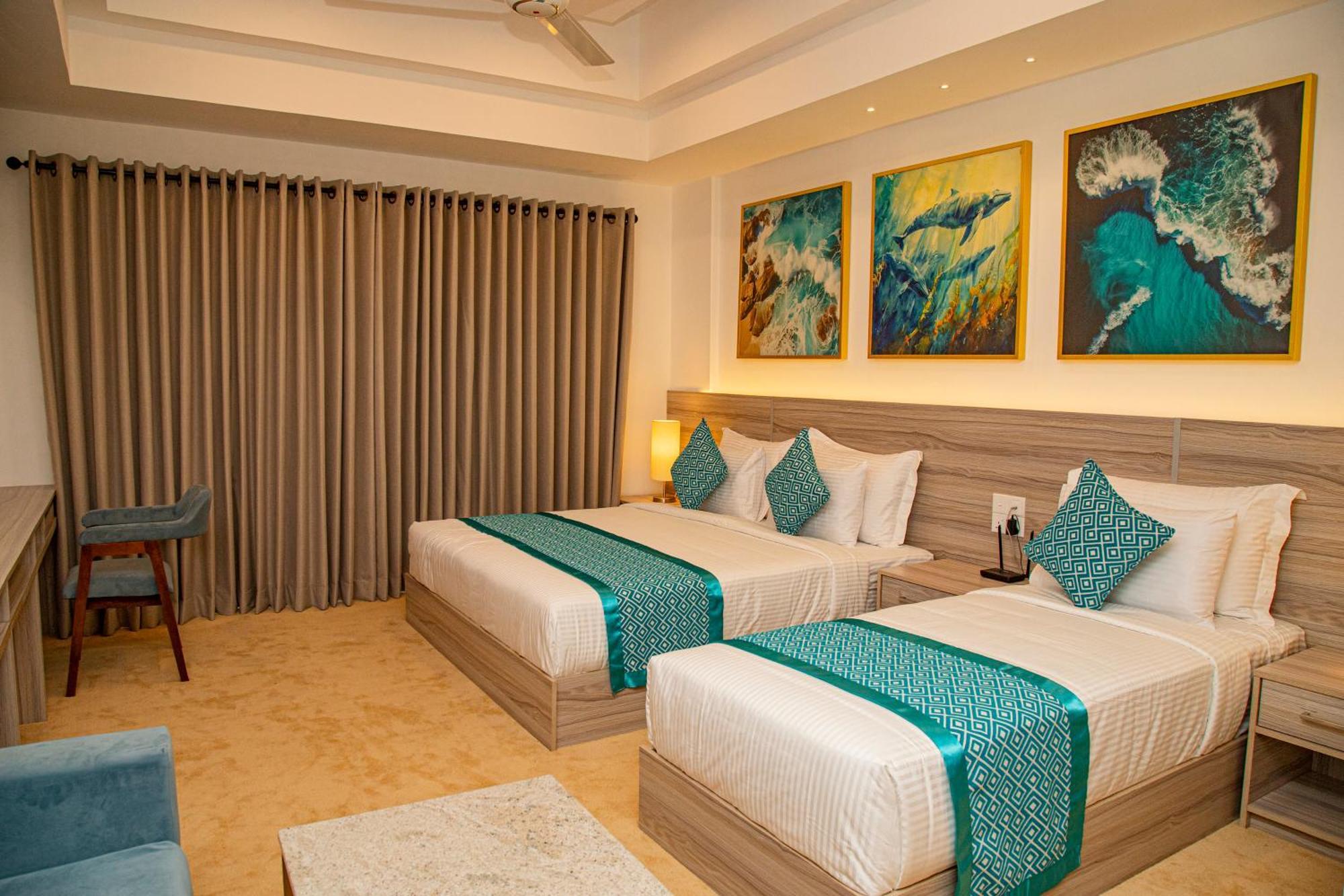 Negombo Ocean Breeze - Bliss On The Beach Luxury Apartments By Serendib Vacation Экстерьер фото
