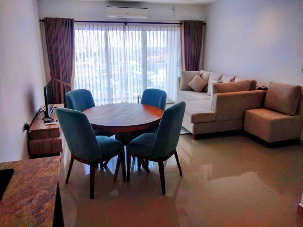 Negombo Ocean Breeze - Bliss On The Beach Luxury Apartments By Serendib Vacation Экстерьер фото