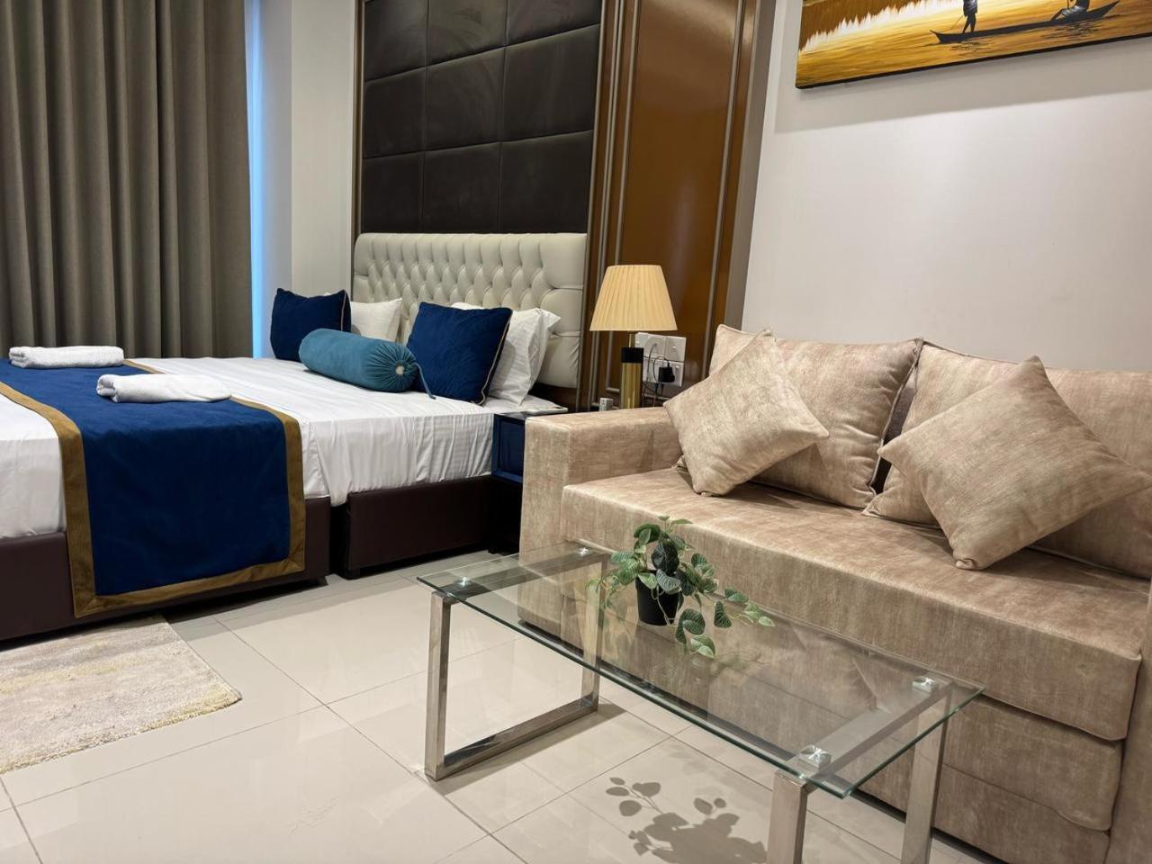 Negombo Ocean Breeze - Bliss On The Beach Luxury Apartments By Serendib Vacation Экстерьер фото